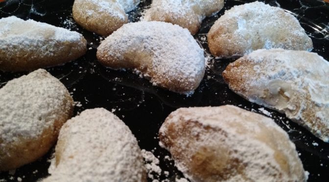 Kiffling (Wedding Cookies)